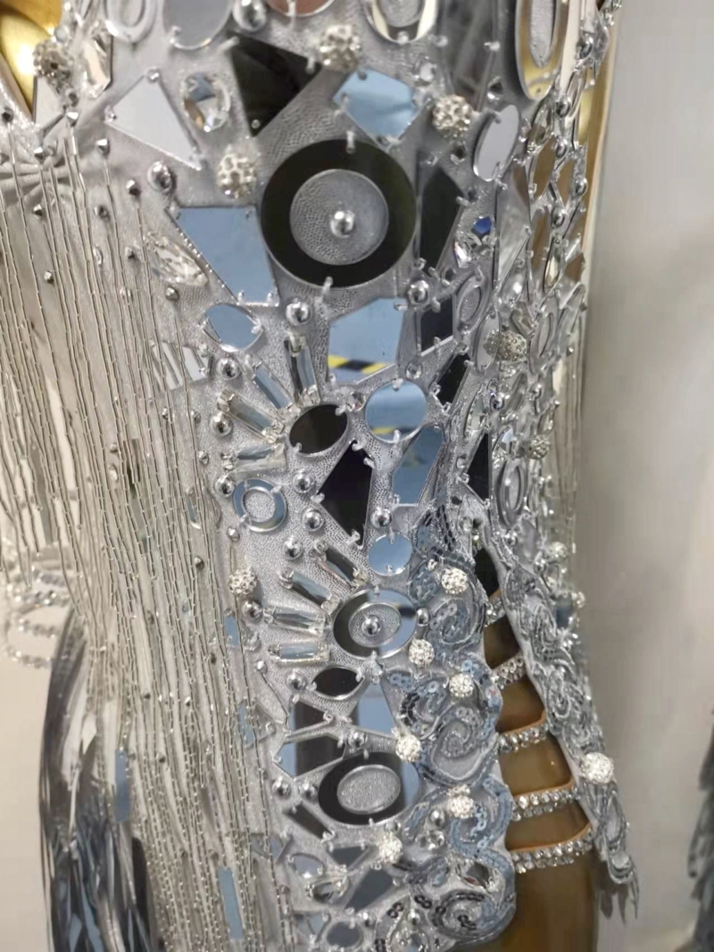 L0010-details